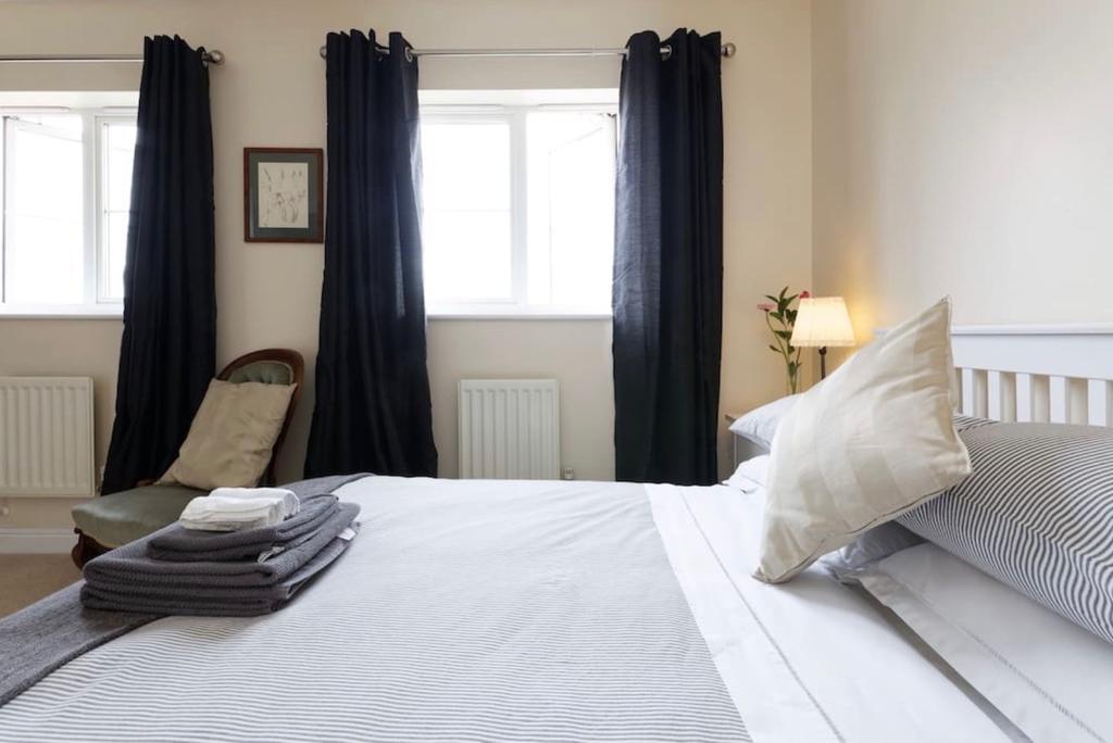 Affittacamere Lynbrook Grove 5*