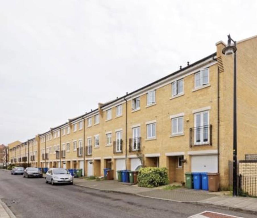 Lynbrook Grove 5* Londra
